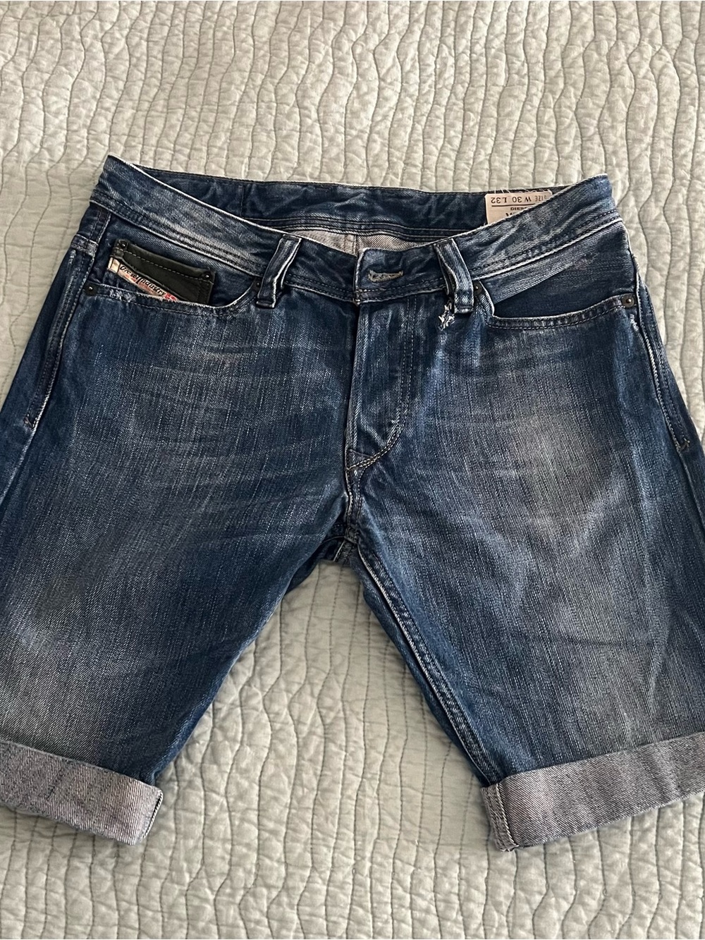 Diesel - Viker Men's Dark Blue Denim Shorts 30 waist